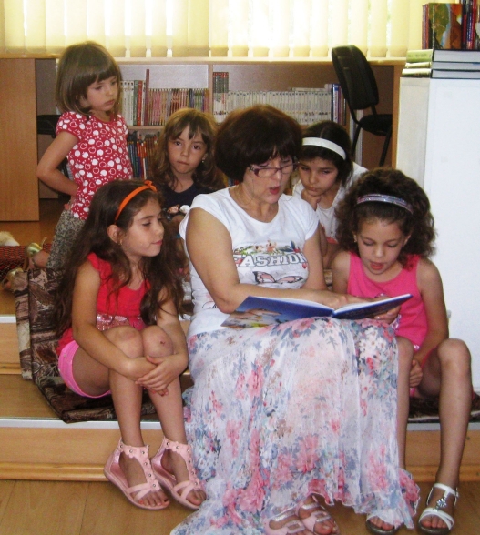 “Ora de citit” la Filiala “Nicolae Bălcescu” a Bibliotecii Metropolitane Bucureşti – 8 iulie 2015
